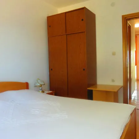 Apartment Pezic Krk Town Exterior photo