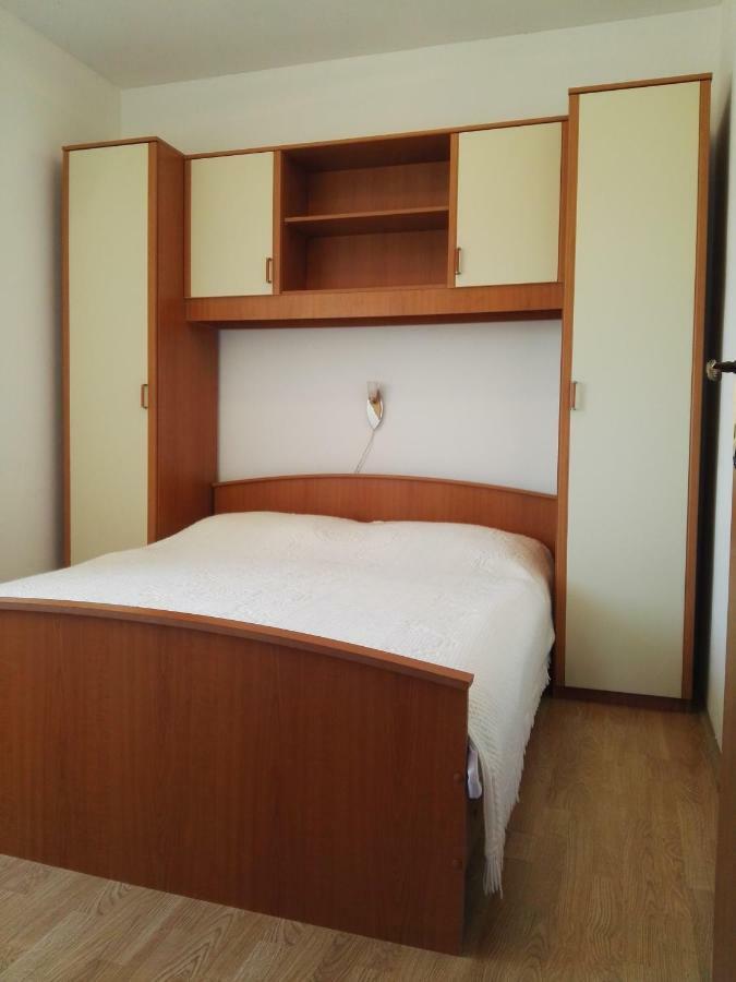 Pezic Apartment *